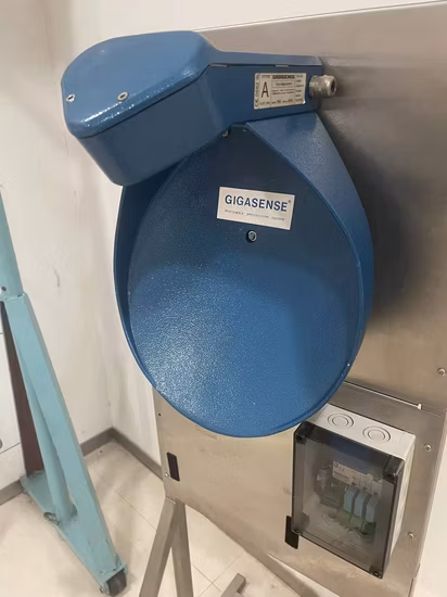 Sistema di allarme di protezione di sicurezza industriale di marca Gigasense Sensore di movimento sopraelevato Tecnologia a microonde Dispositivo anticollisione